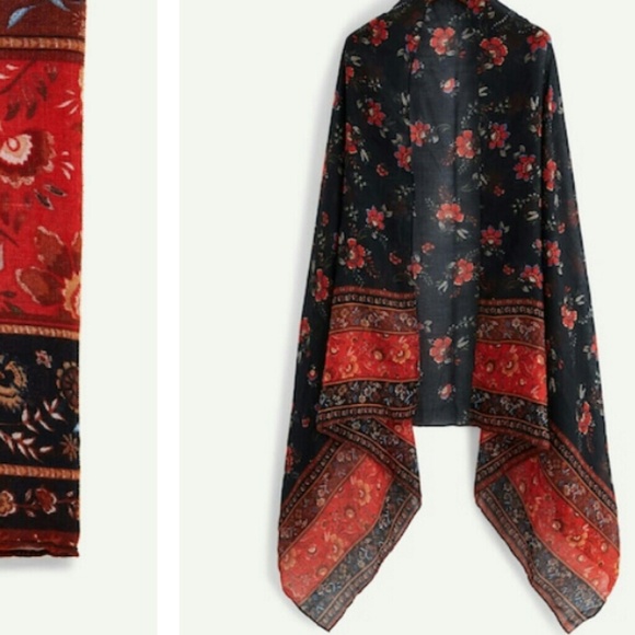 Accessories - 💋🐝SALE🐝💋  Black Floral Scarf